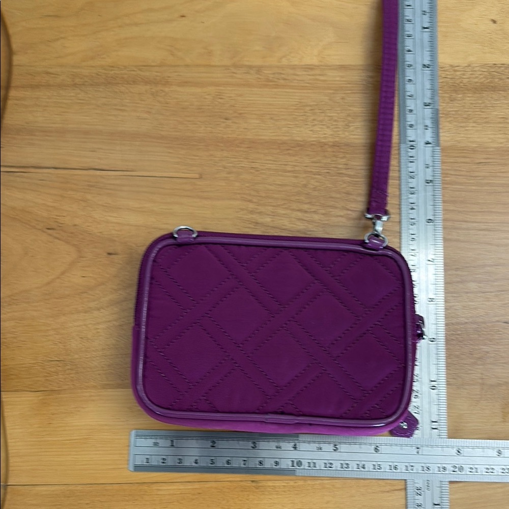 Vera Bradley Purple Wristlet Clutch Wallet Cardholder Zip Around Phone Case - Picture 2 of 8